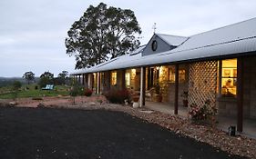 Bellbirdhill Bed & Breakfast